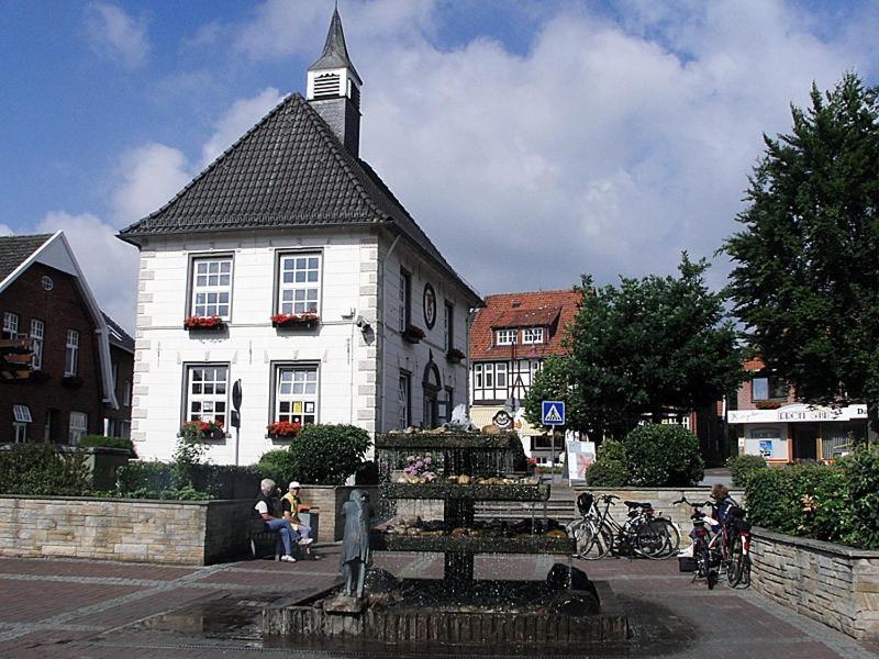 Zum Hoambarg, Kitchen, Balcony, Bathroom Uelsen Bagian luar foto